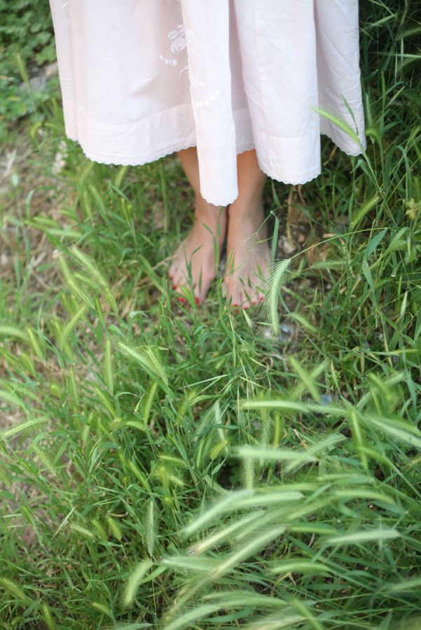 tatyana-bare-feet-beautiful